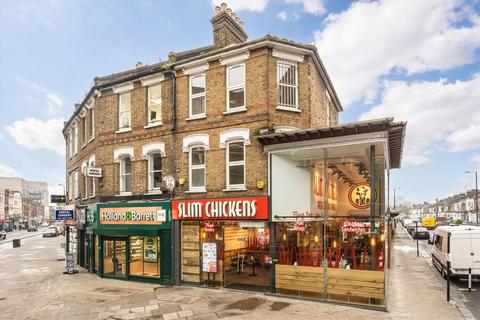 3 bedroom flat to rent, High Road, London N22