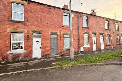 2 bedroom terraced house to rent, Peel Street, Worsbrough Common, Barnsley, S70