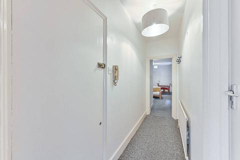 1 bedroom flat to rent, Coldharbour Lane, Camberwell, London, SE5