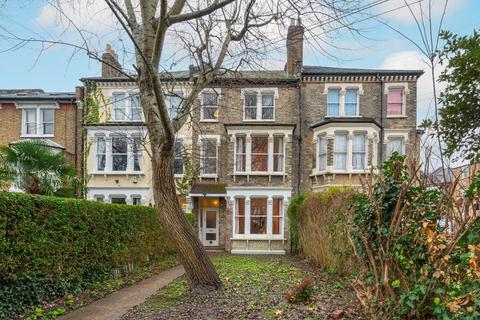 1 bedroom flat to rent, Helix Gardens, Brixton, London, SW2