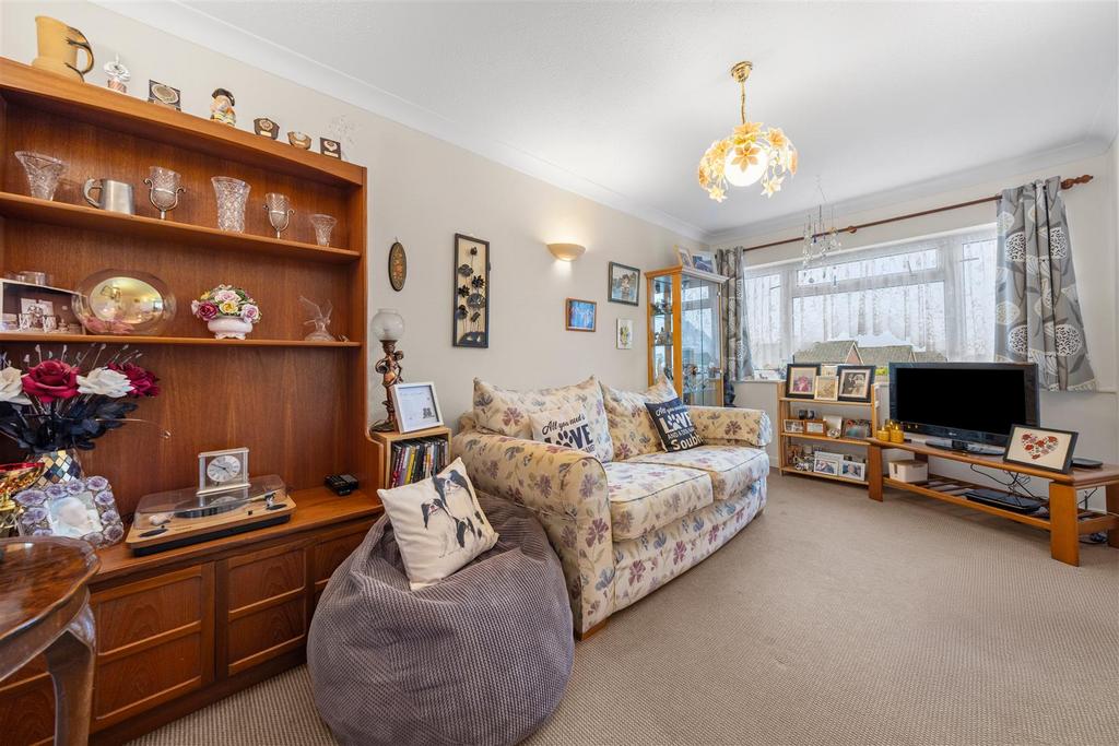 Reception Room / Bedroom