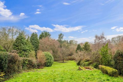 4 bedroom detached house for sale, Godstone Road, Redhill RH1