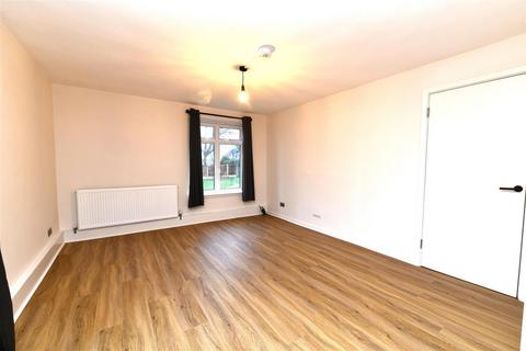 2 bedroom flat for sale, Moors Ley, Walkern, Stevenage