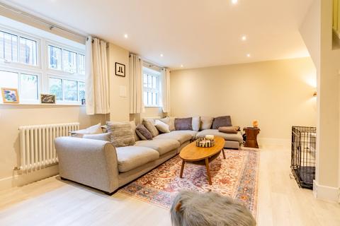 2 bedroom terraced house for sale, Victoria Street, Hertfordshire AL1