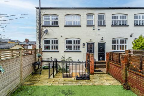 2 bedroom terraced house for sale, Victoria Street, Hertfordshire AL1
