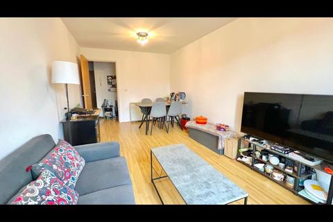1 bedroom flat to rent, 24 Brewhouse Lane, London, SW15