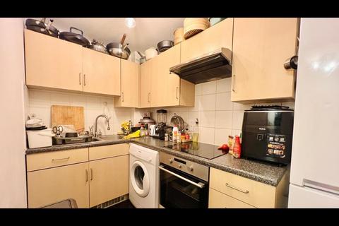 1 bedroom flat to rent, 24 Brewhouse Lane, London, SW15