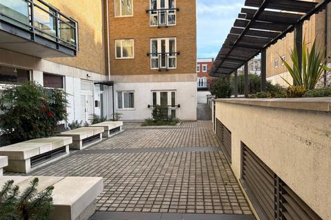 1 bedroom flat to rent, 24 Brewhouse Lane, London, SW15