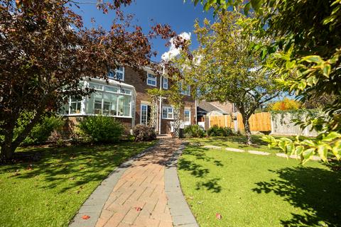 4 bedroom detached house for sale, The Brambles, Southminster, CM0