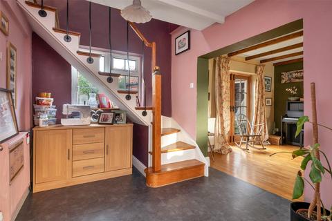 4 bedroom semi-detached house for sale, Rearsby Road, Thrussington, Leicestershire