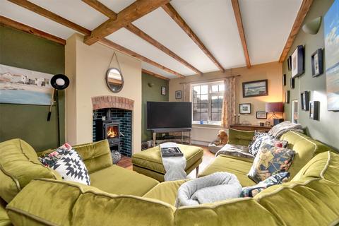 4 bedroom semi-detached house for sale, Rearsby Road, Thrussington, Leicestershire