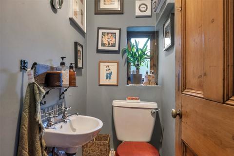 4 bedroom semi-detached house for sale, Rearsby Road, Thrussington, Leicestershire