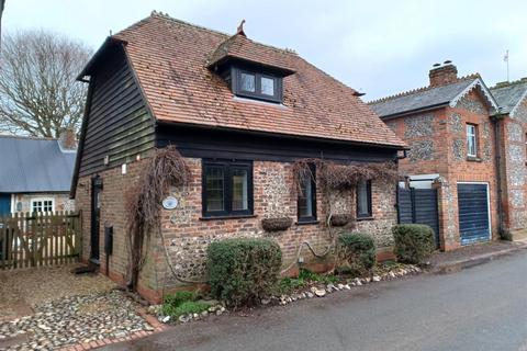 2 bedroom detached house to rent, Church Street, St. Mary Bourne