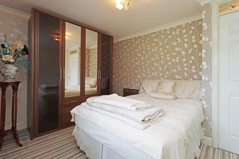 3 bedroom end of terrace house to rent, Leving Place, Livingston EH54