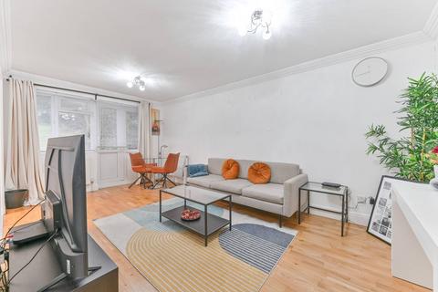 2 bedroom flat to rent, South Norwood Hill, South Norwood, London, SE25