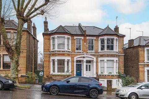2 bedroom flat to rent, Jerningham Road, Telegraph Hill, London, SE14