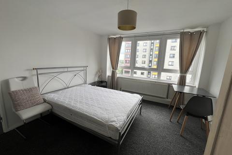 2 bedroom flat to rent, Bridgewater Street, Salford M3