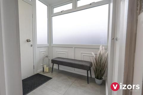 3 bedroom link detached house for sale, Fulbrook Close, Church Hill South, Redditch