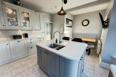 3 bedroom detached house for sale, Horace Grove, Greater Manchester SK4