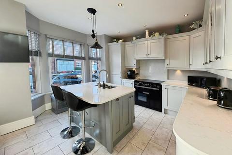 3 bedroom detached house for sale, Horace Grove, Greater Manchester SK4