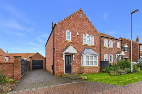 3 bedroom detached house for sale, Bluebell Avenue, Kirk Ella