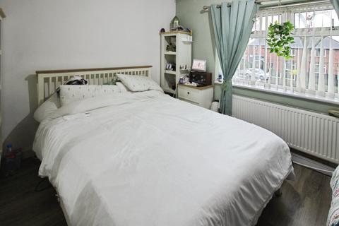 3 bedroom semi-detached house for sale, O'Sullivan Crescent, Merseyside WA11