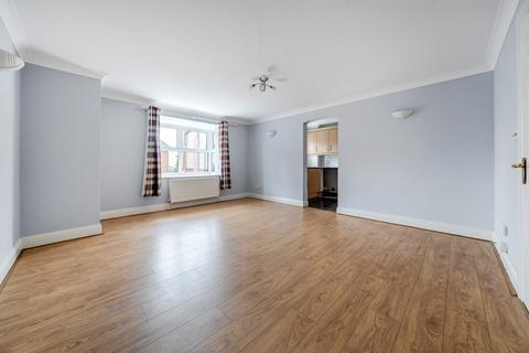 2 bedroom flat for sale, Croft Road, Godalming, GU7
