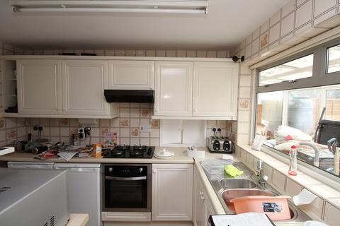 4 bedroom semi-detached house for sale, Marlborough Drive, Burgess Hill, West Sussex. RH15 0EU