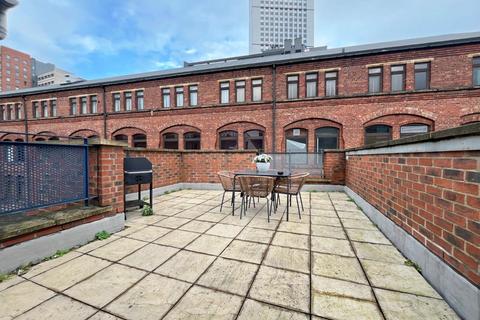 2 bedroom house to rent, Providence Place, Leeds