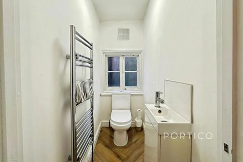 2 bedroom house to rent, Lucien Road, London, SW17