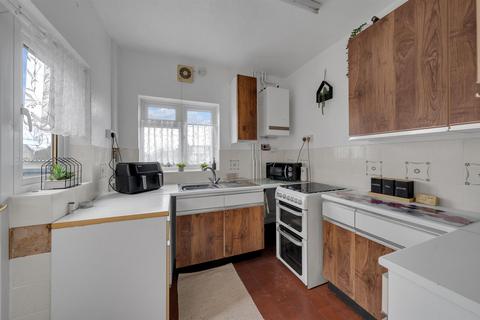 4 bedroom semi-detached house for sale, Green Lane, London SE9