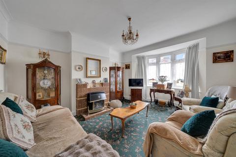 4 bedroom semi-detached house for sale, Green Lane, London SE9