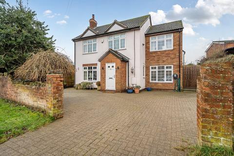 4 bedroom detached house for sale, Everton Road, Potton SG19