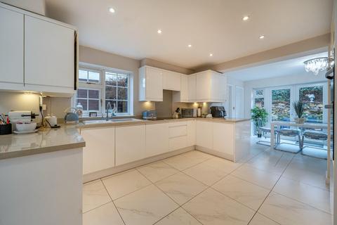 4 bedroom detached house for sale, Everton Road, Potton SG19