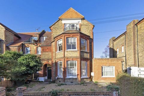 2 bedroom flat to rent, Kirkstall Road, London SW2