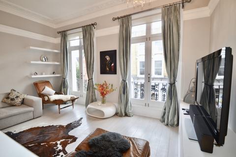 1 bedroom flat to rent, Elizabeth Mews, Belsize Park, London, NW3