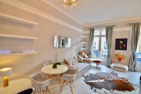 1 bedroom flat to rent, Elizabeth Mews, Belsize Park, London, NW3
