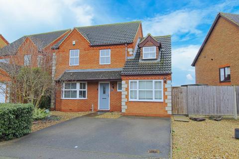 4 bedroom detached house for sale, Merlin Drive, Sandy SG19