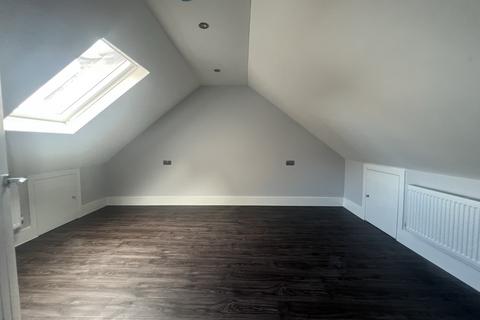 3 bedroom maisonette to rent, Katherine Road, London E6