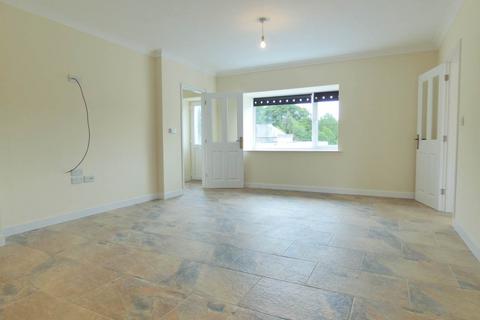 3 bedroom bungalow to rent, Pentre Cwrt, Llandysul,
