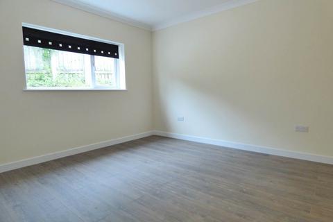 3 bedroom bungalow to rent, Pentre Cwrt, Llandysul,