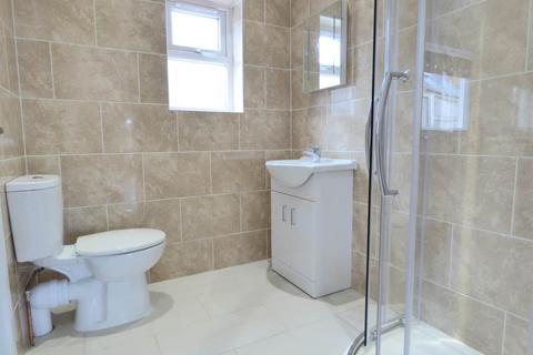 3 bedroom bungalow to rent, Pentre Cwrt, Llandysul,