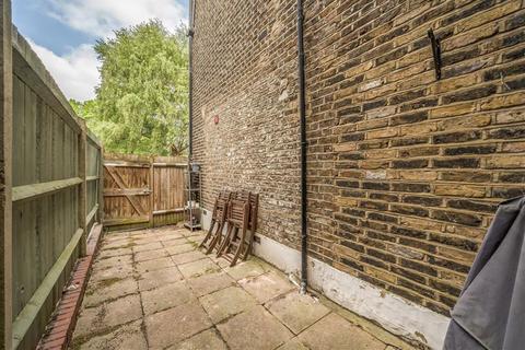 1 bedroom flat to rent, Jerningham Road, London SE14