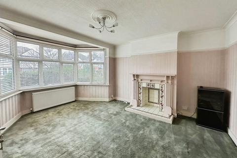 4 bedroom semi-detached house to rent, Mayfield Avenue, Harrow, HA3