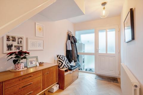 3 bedroom terraced house for sale, LABURNUM GROVE, WARWICK, WARWICKSHIRE, CV34