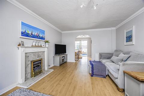 3 bedroom detached house for sale, Aubrey Close, Hayling Island PO11