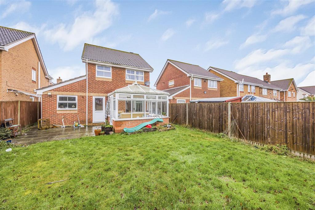 37 Aubrey Close, Hayling Island-Portico Marketing-S