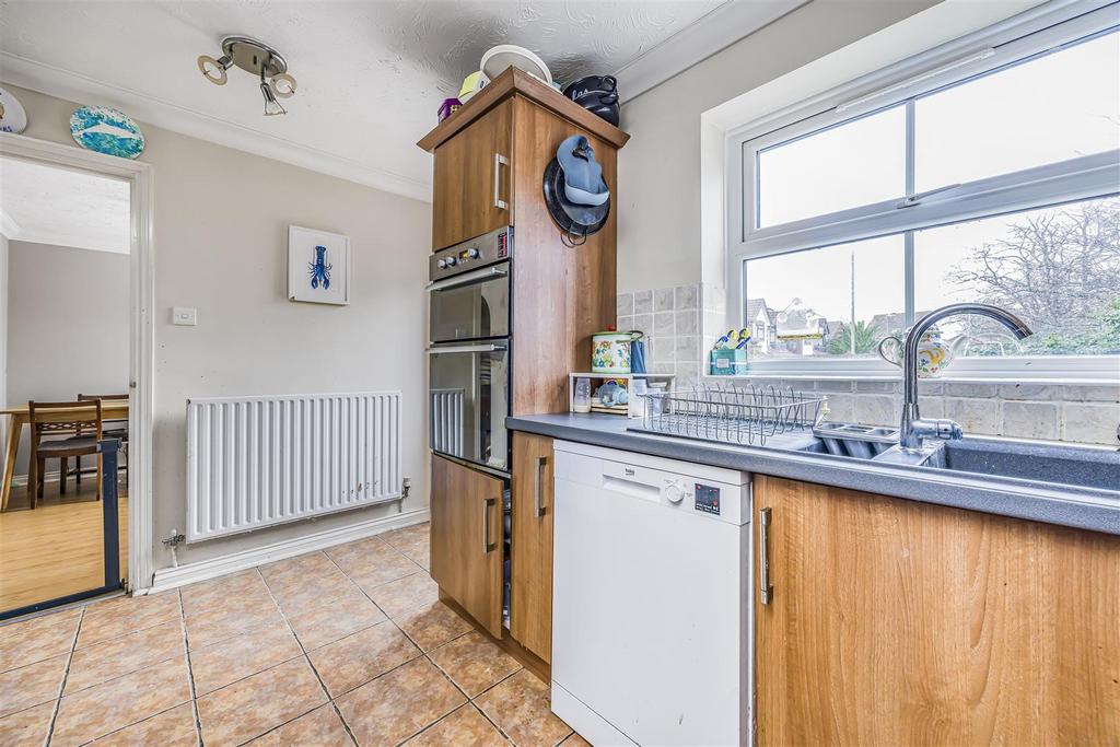 37 Aubrey Close, Hayling Island-Portico Marketing-S