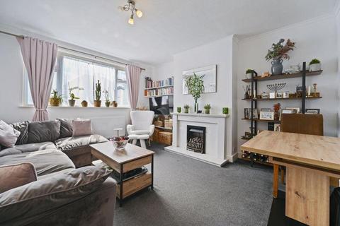 1 bedroom flat for sale, Imperial Close, Harrow, HA2