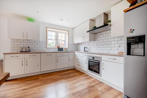 4 bedroom semi-detached house for sale, Kingsmere,  Bicester,  Oxfordshire,  OX26